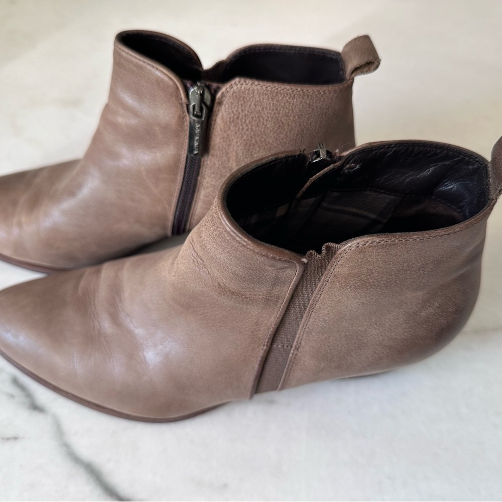 Aquatalia Taupe Leather Ankle Booties with Side Zip